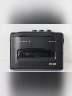 Realistic SCP-211 Portable Cassette Player